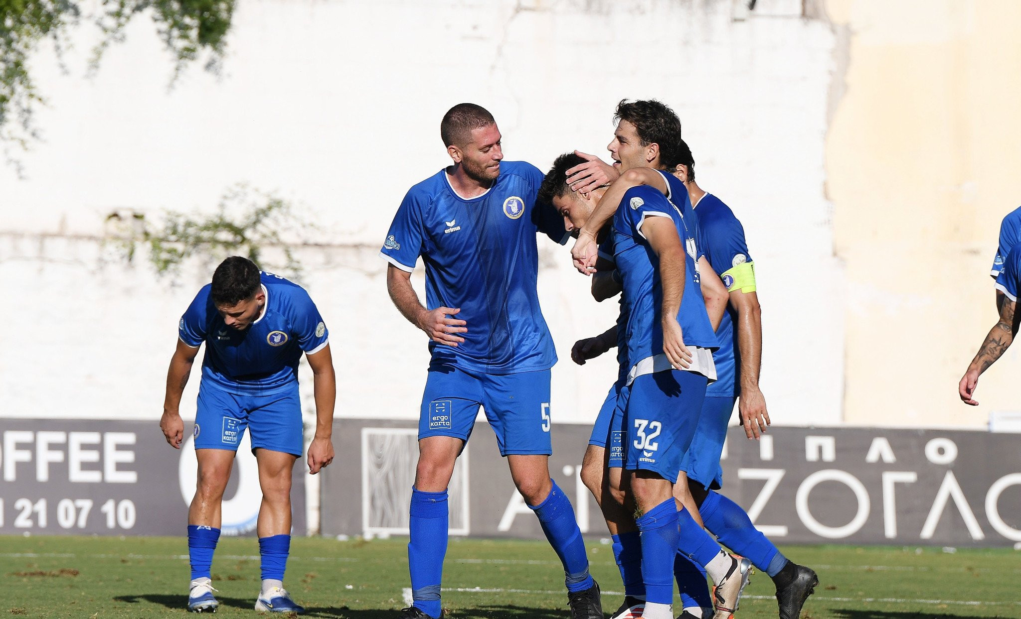 Θρίαμβος της Νίκης Βόλου μέσα στην Καρδίτσα με τρομερό Λουκίνα Θρίαμβος της Νίκης Βόλου μέσα στην Καρδίτσα με τρομερό Λουκίνα