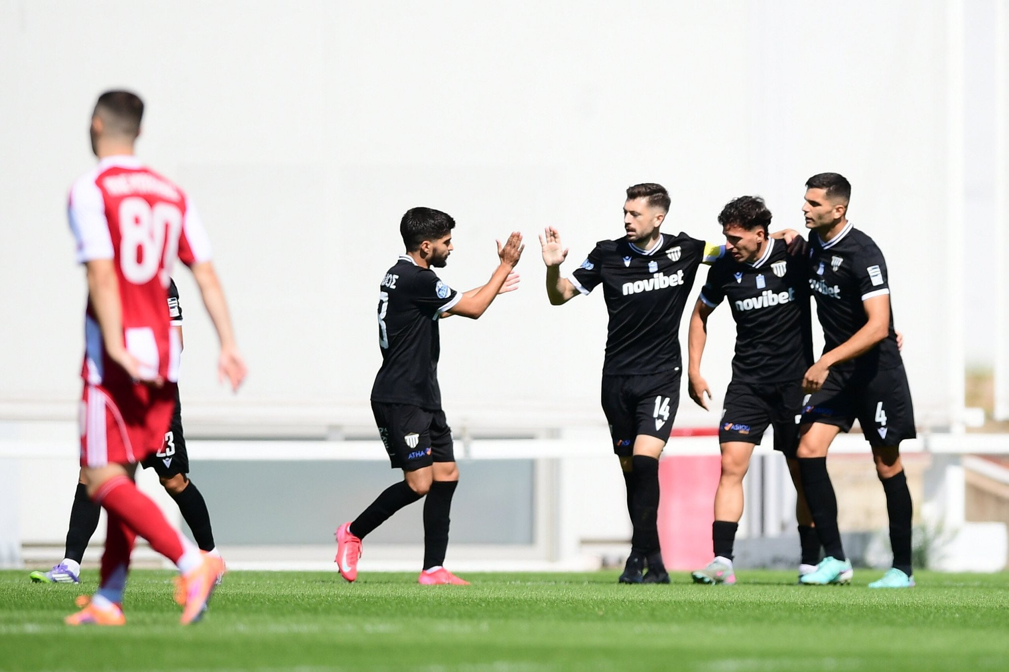 Καταιγιστική Καλαμάτα - Με «τεσσάρα» κόντρα στον Ολυμπιακό Β' συνεχίζει ακάθεκτη στην κορυφή