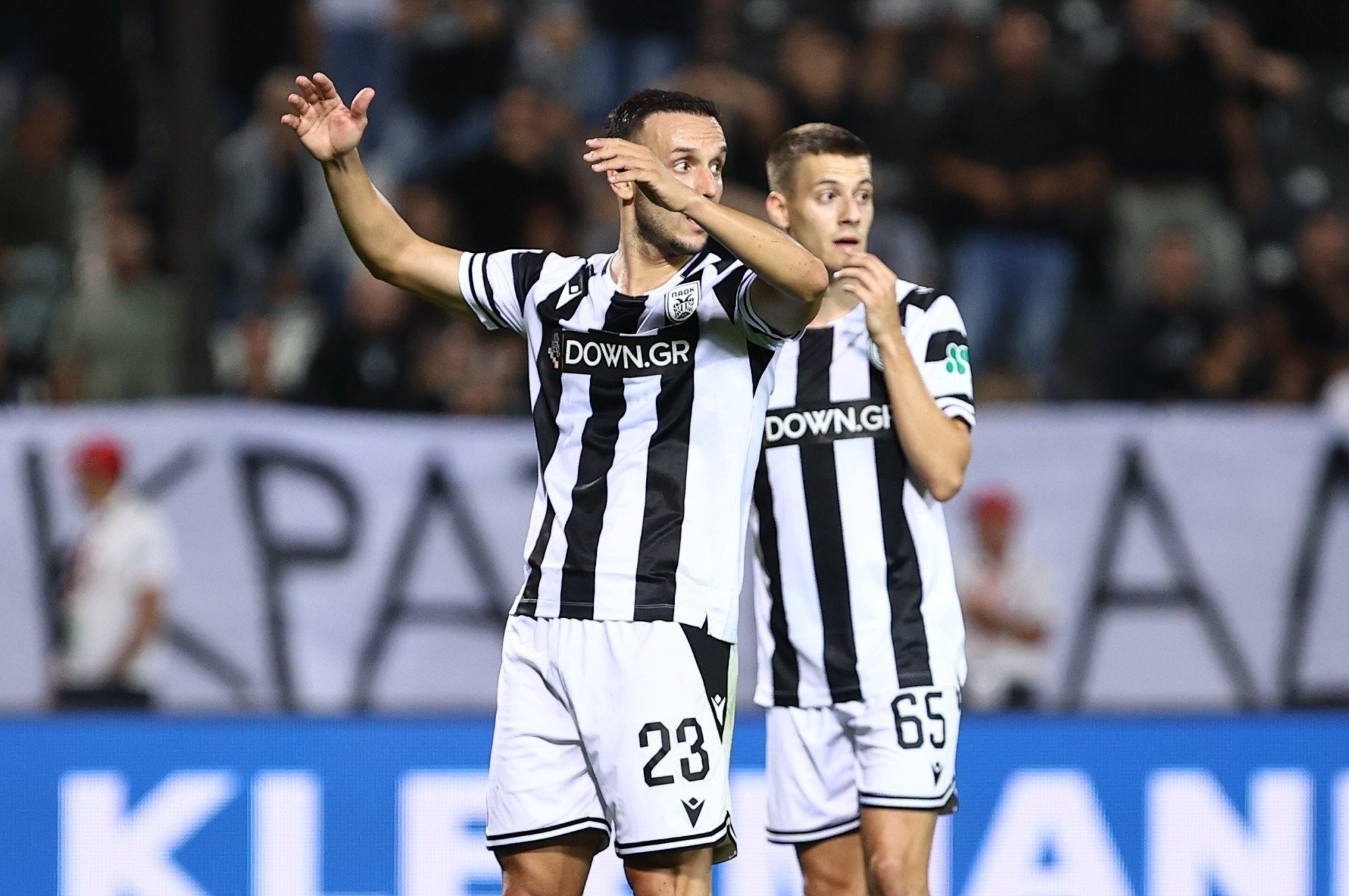 Στα πιο «γερασμένα» πρωταθλήματα η Super League - Ψηλά και στην συμμετοχή ξένων παίκτων