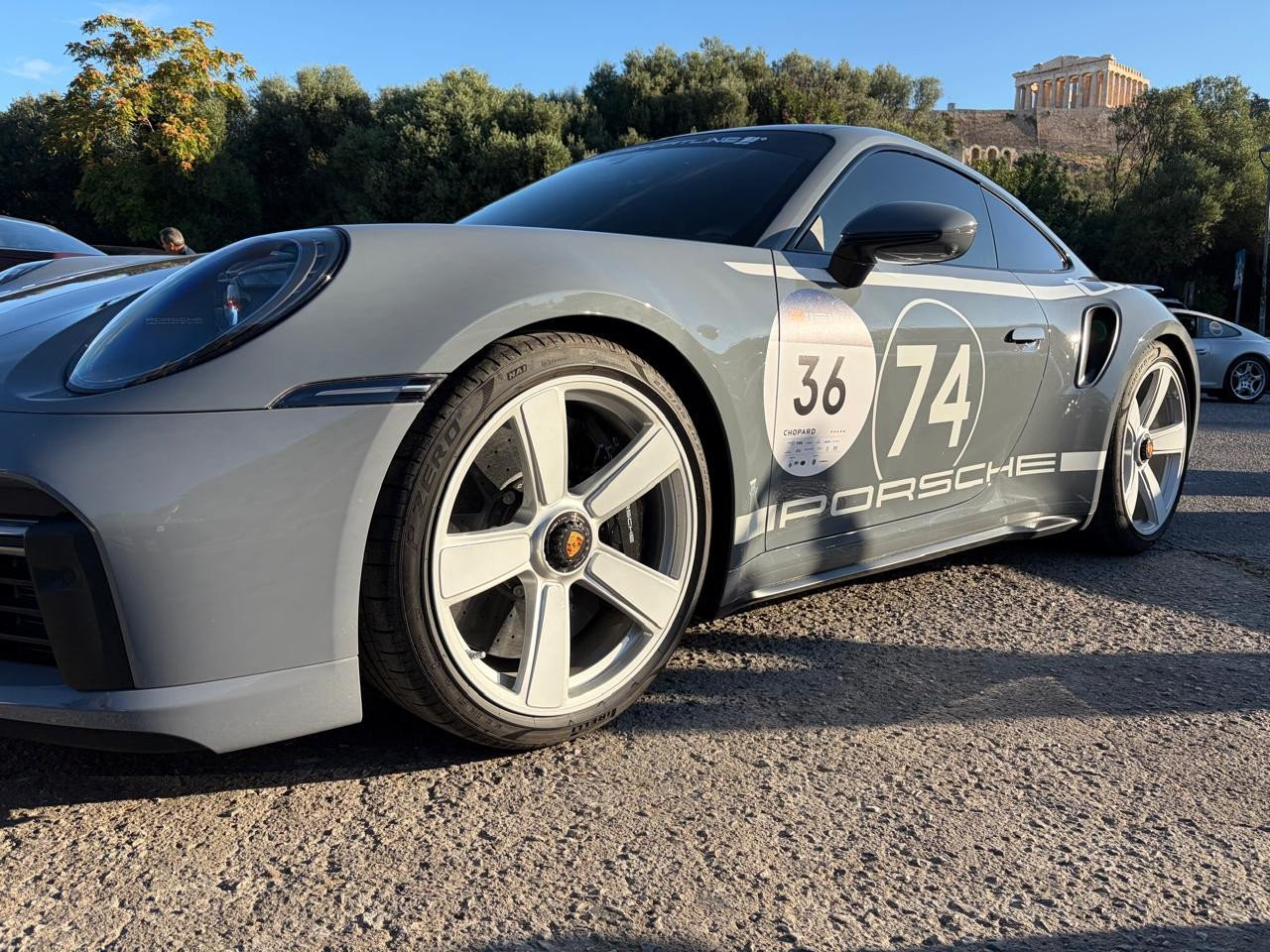 To «ακραίο» επετειακό μοντέλο της 911 Turbo στο 1000 Miglia της Ελλάδας