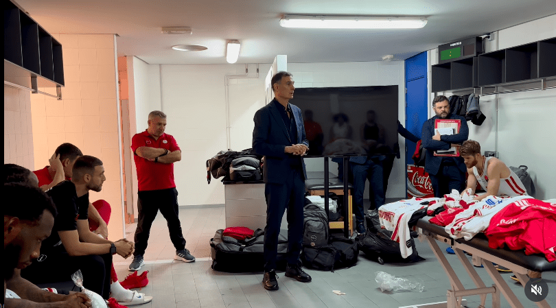 Μπαρτζώκας στους παίκτες του: «Το δεύτερο δεκάλεπτο ήταν μία καταστροφή» (video)