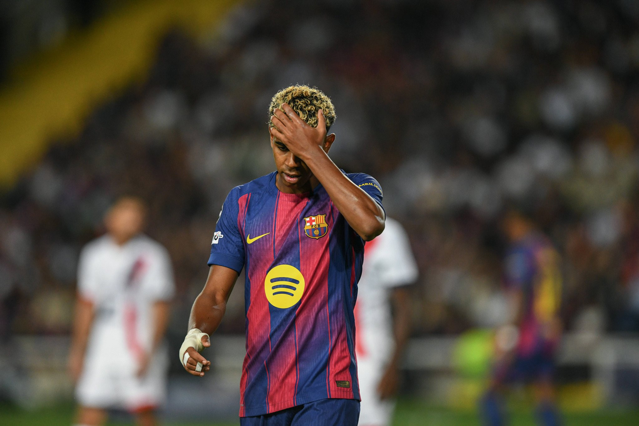 Κίνδυνος να «καεί» στα 18 του - Τα συνεχόμενα παιχνίδια προκαλούν πρόβλημα στον Γιαμάλ