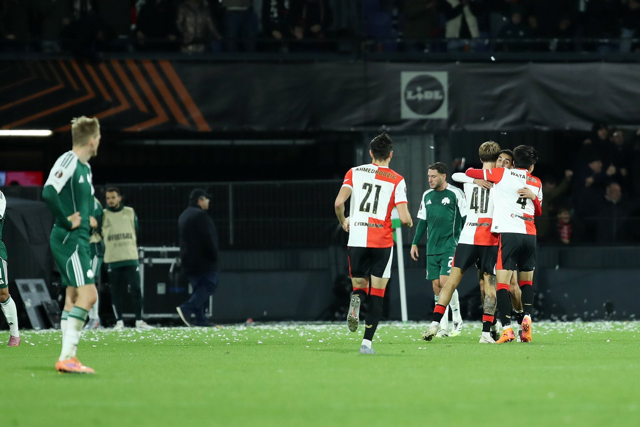 To γκολ που έδωσε προβάδισμα στη Φέγενορντ κόντρα στον Παναθηναϊκό (video)