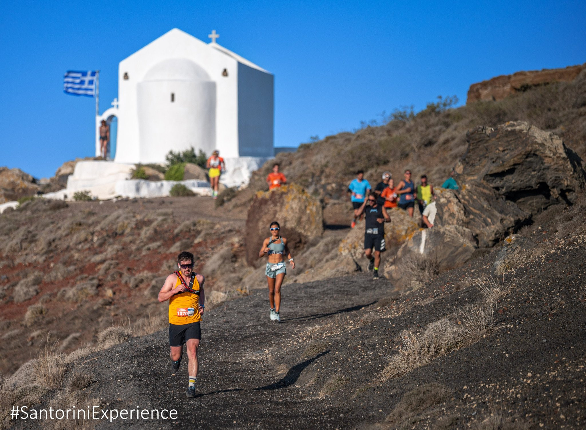 Με πάνω από 3.500 συμμετοχές από 40 χώρες και 4 ηπείρους  ολοκληρώθηκε το Santorini Experience 2025