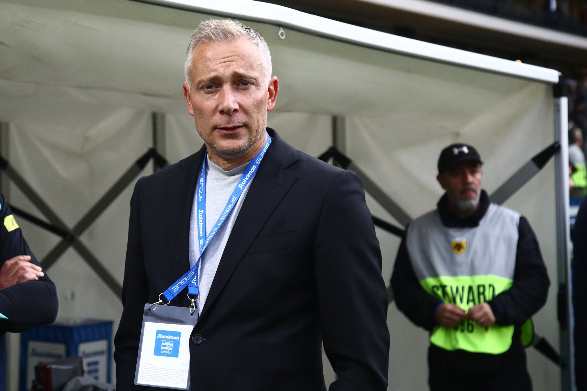 Ο Βαλέρι στους διαιτητές της Super League: «Να βελτιωθείτε στη χρήση VAR»