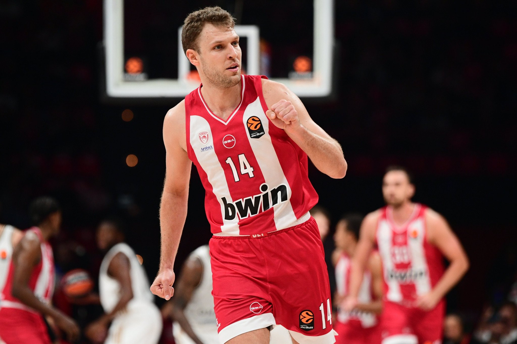 Ο Βεζένκοφ είναι ο MVP της πέμπτης αγωνιστικής της Euroleague