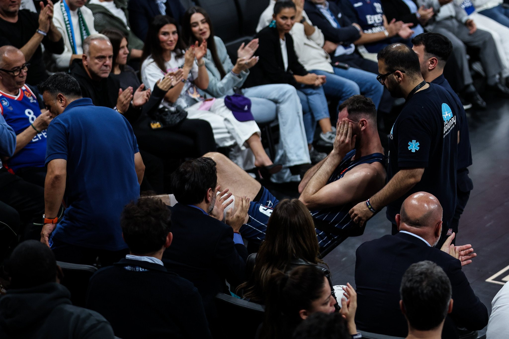 Ολυμπιακός για Παπαγιάννη - Οσμάνι: «Ανυπομονούμε να σας δούμε πίσω εκεί που ανήκετε» Ολυμπιακός για Παπαγιάννη - Οσμάνι: «Ανυπομονούμε να σας δούμε πίσω εκεί που ανήκετε»