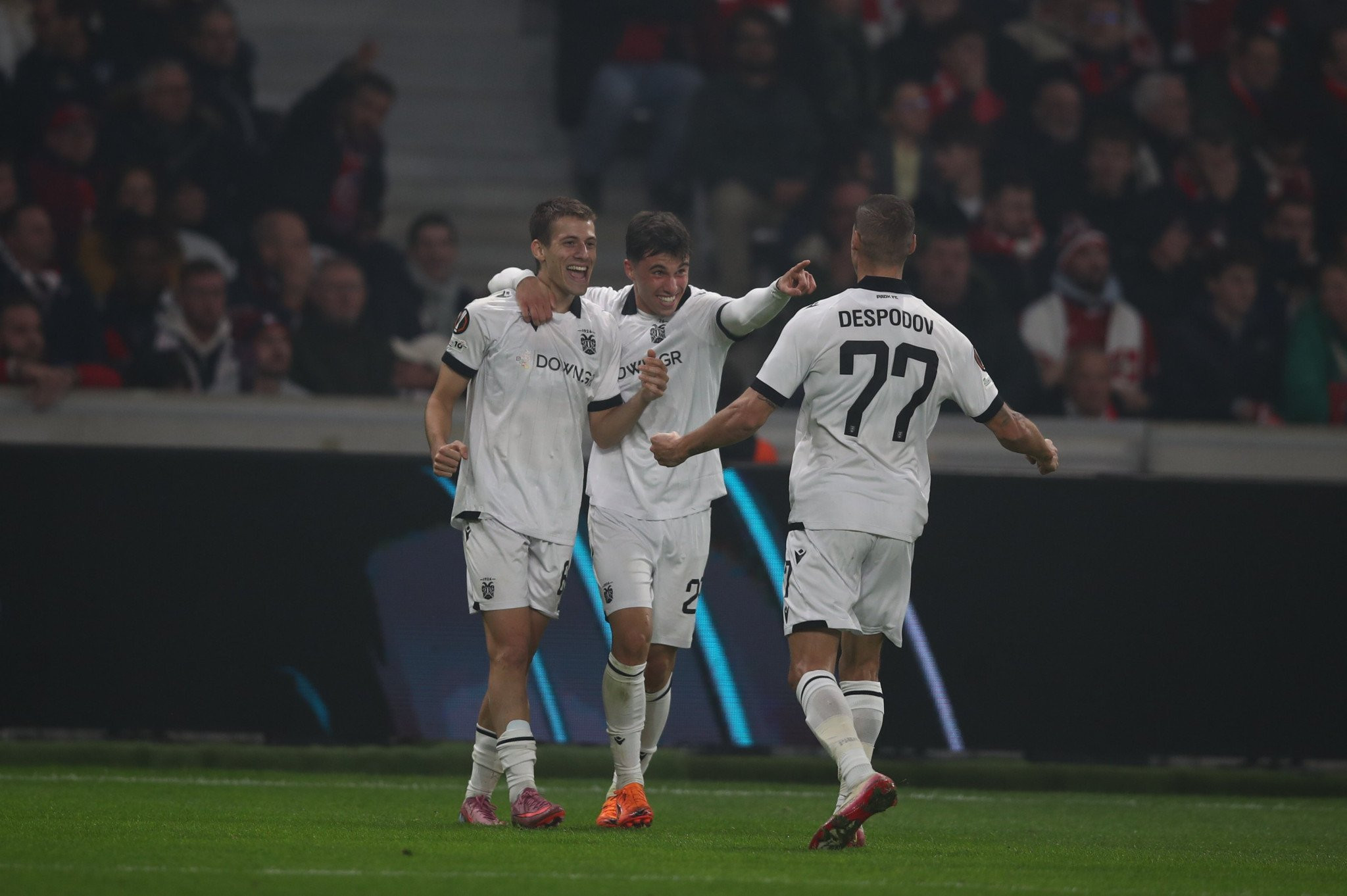 Το τρομερό γκολ του Κωνσταντέλια για το 3-0 του ΠΑΟΚ (video)