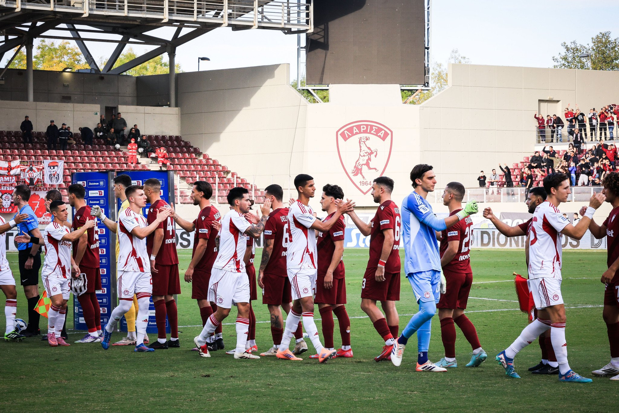 Σε απολογία ΑΕΛ Novibet και Ολυμπιακός από την ΔΕΑΒ