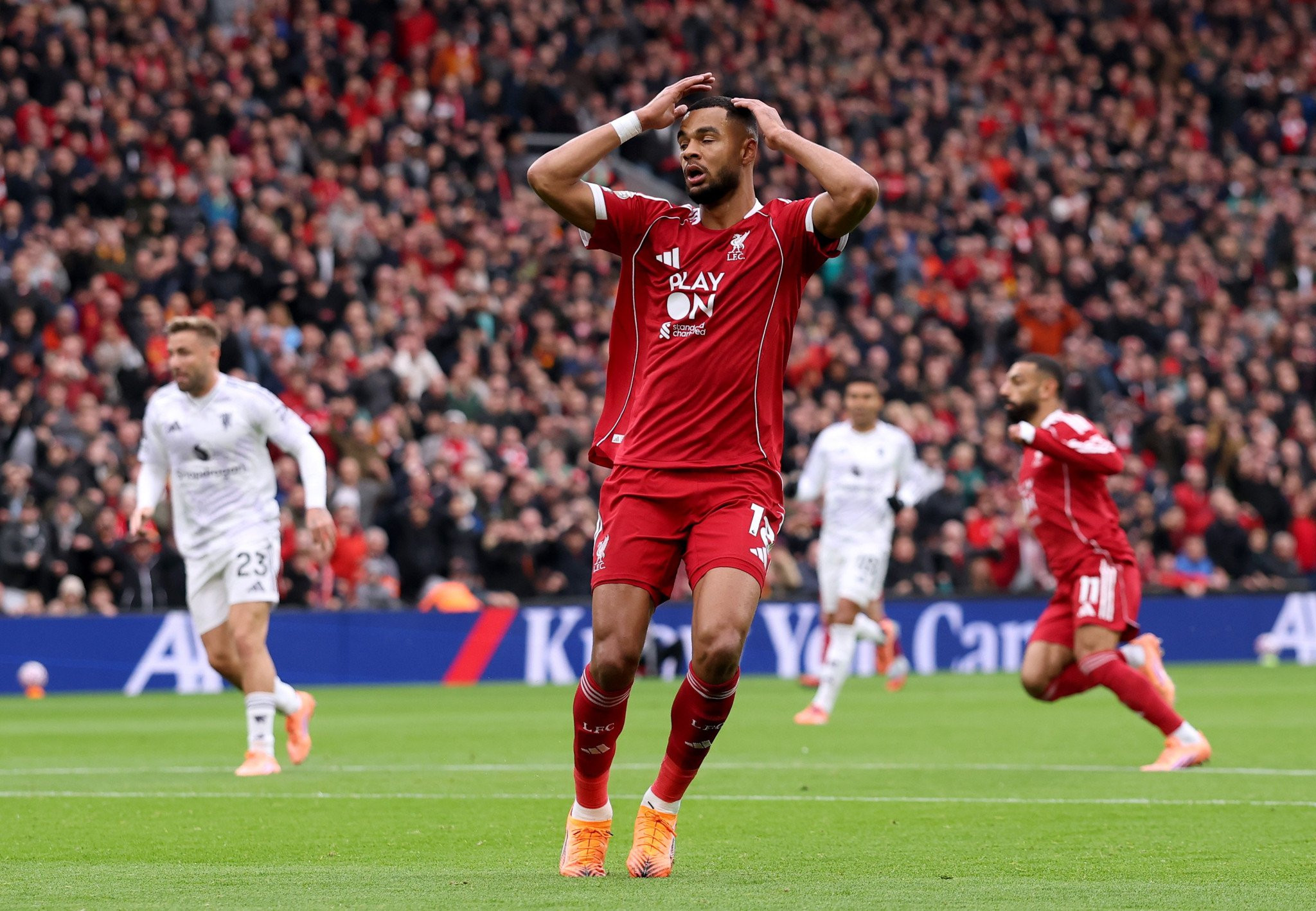 Το hat-trick... δοκαριών του Χάκπο κόντρα στην Γιουνάιτεντ (video)