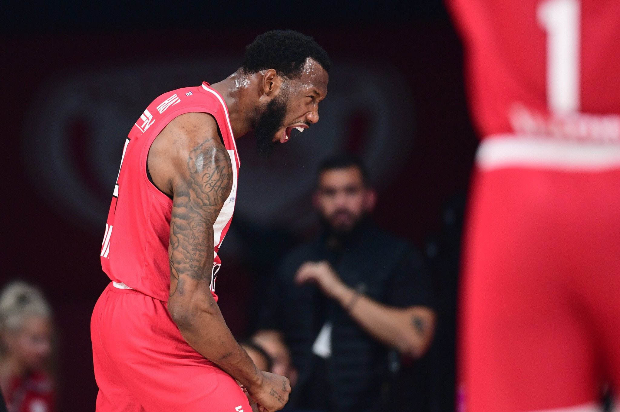 Μήνυμα ανασύνταξης από τον Ολυμπιακό: «Τα κεφάλια ψηλά»