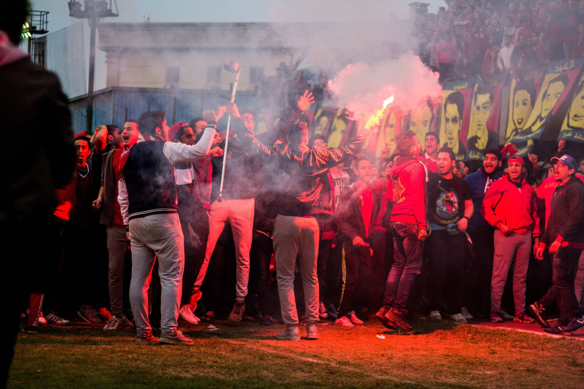 Το ματς που βάφτηκε με αίμα και συγκλόνισε τον πλανήτη με 74 νεκρούς και 11 θανατικές ποινές (video)