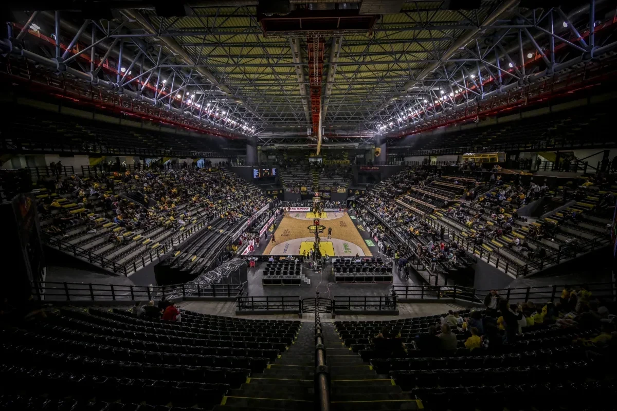 Η ΑΕΚ και ο Αγγελόπουλος έκαναν τη Sunel Arena προορισμό από το... μείον και αλλάζουν το επίπεδο