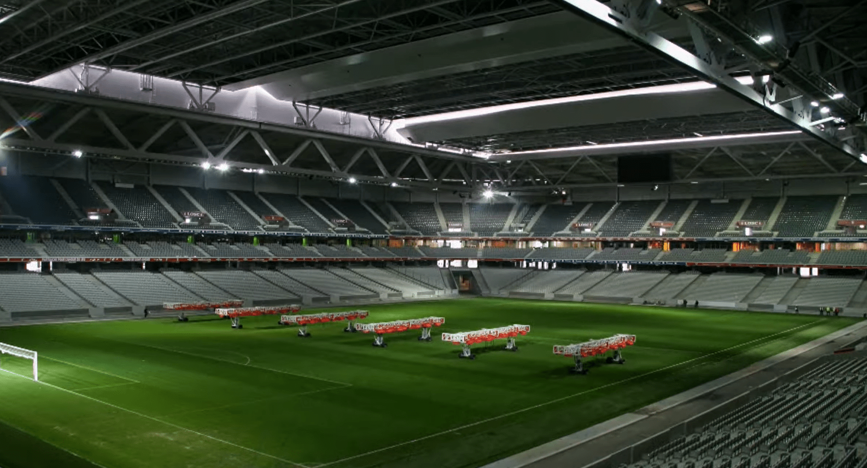 «Πιερ Μορουά» - Το εντυπωσιακό γήπεδο της Λιλ με κινητή οροφή, φιλοσοφία φωτός και ζωής