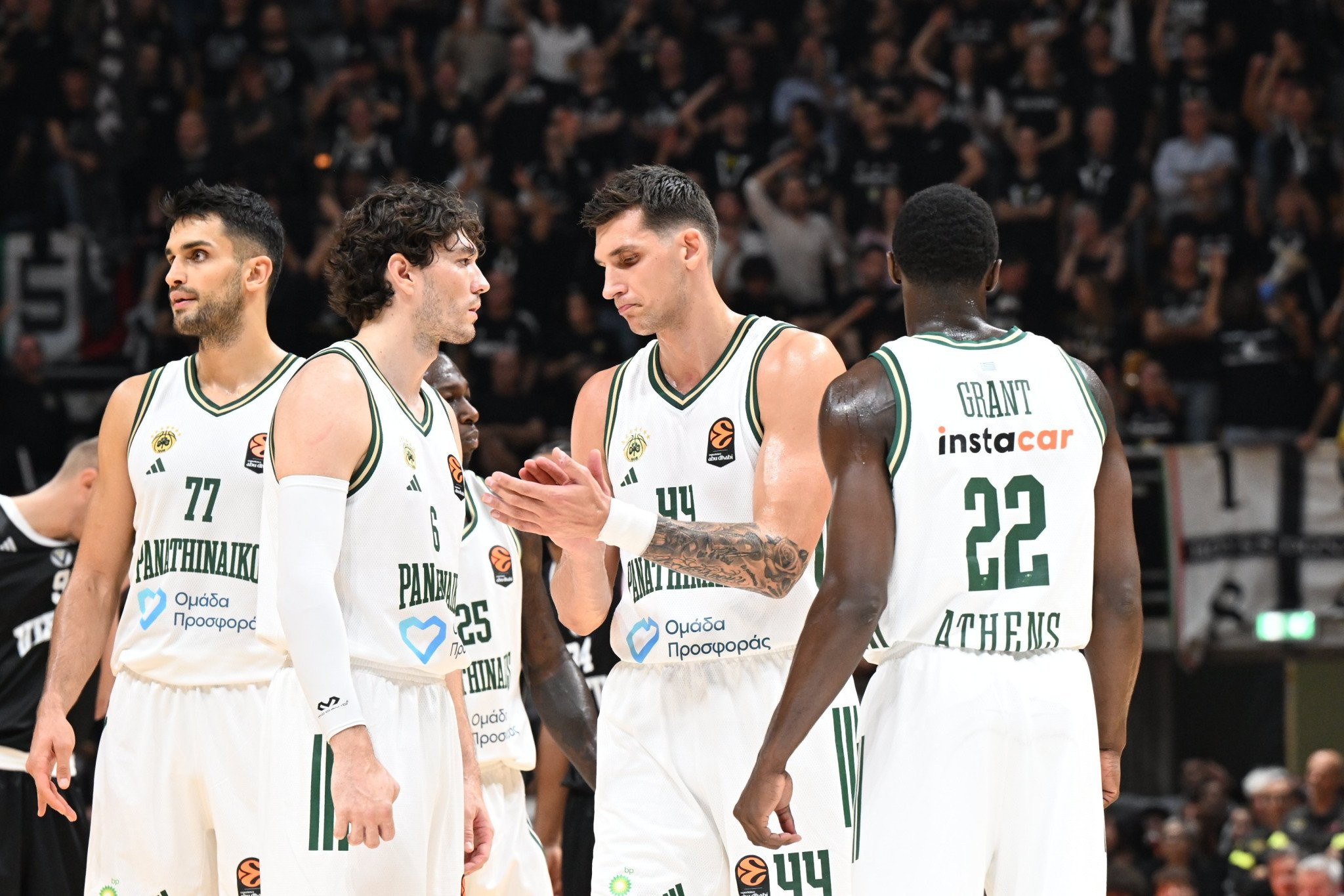 «EuroLeague By Night»: Μπουρούσης, Ιωάννου και Λαλιώτης σχολιάζουν τον απόηχο της ήττας του Παναθηναϊκού στην Μπολόνια (video)