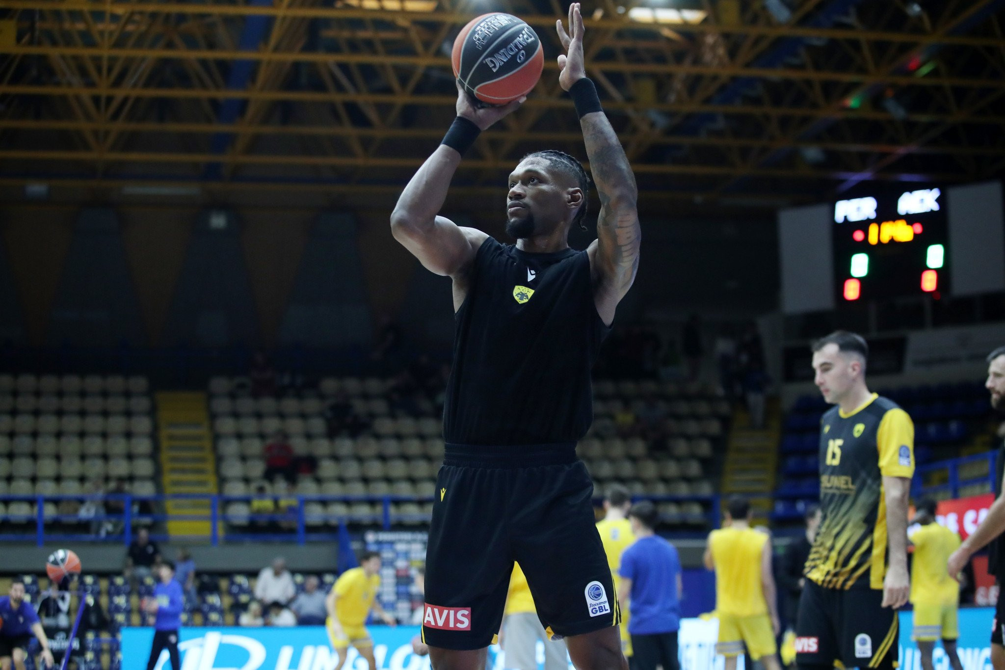 «Συναγερμός» με Σίλβα στην ΑΕΚ, χτύπησε στο δεξί πόδι - Επέστρεψε μετά από λίγο