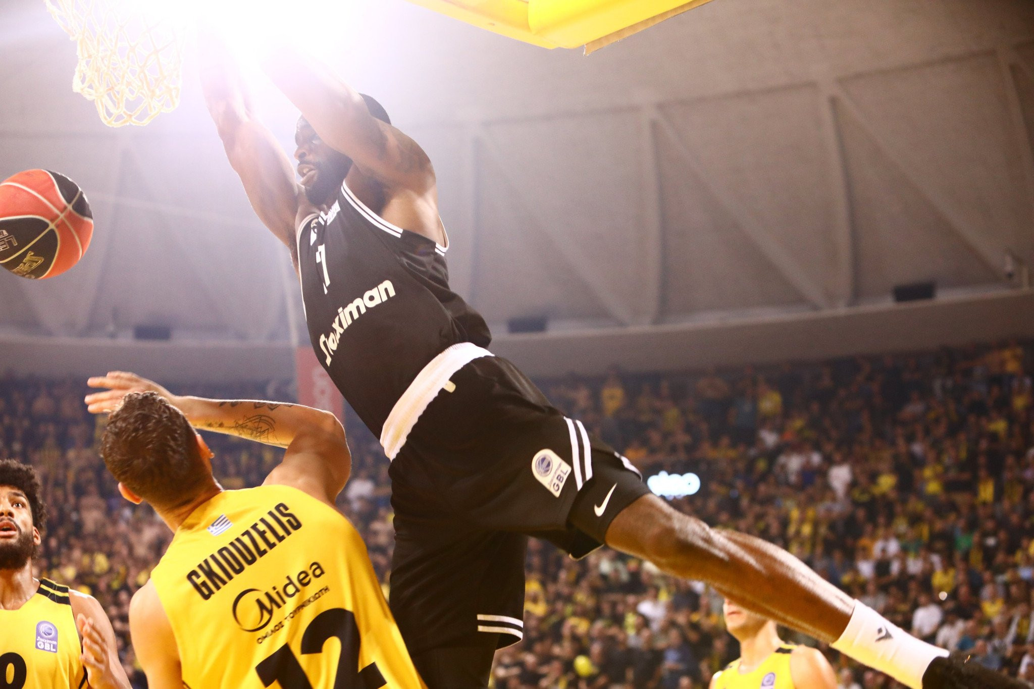 «Ασπρόμαυρο» το ντέρμπι στο Παλέ - Μεγάλη νίκη του ΠΑΟΚ κόντρα στον Άρη!