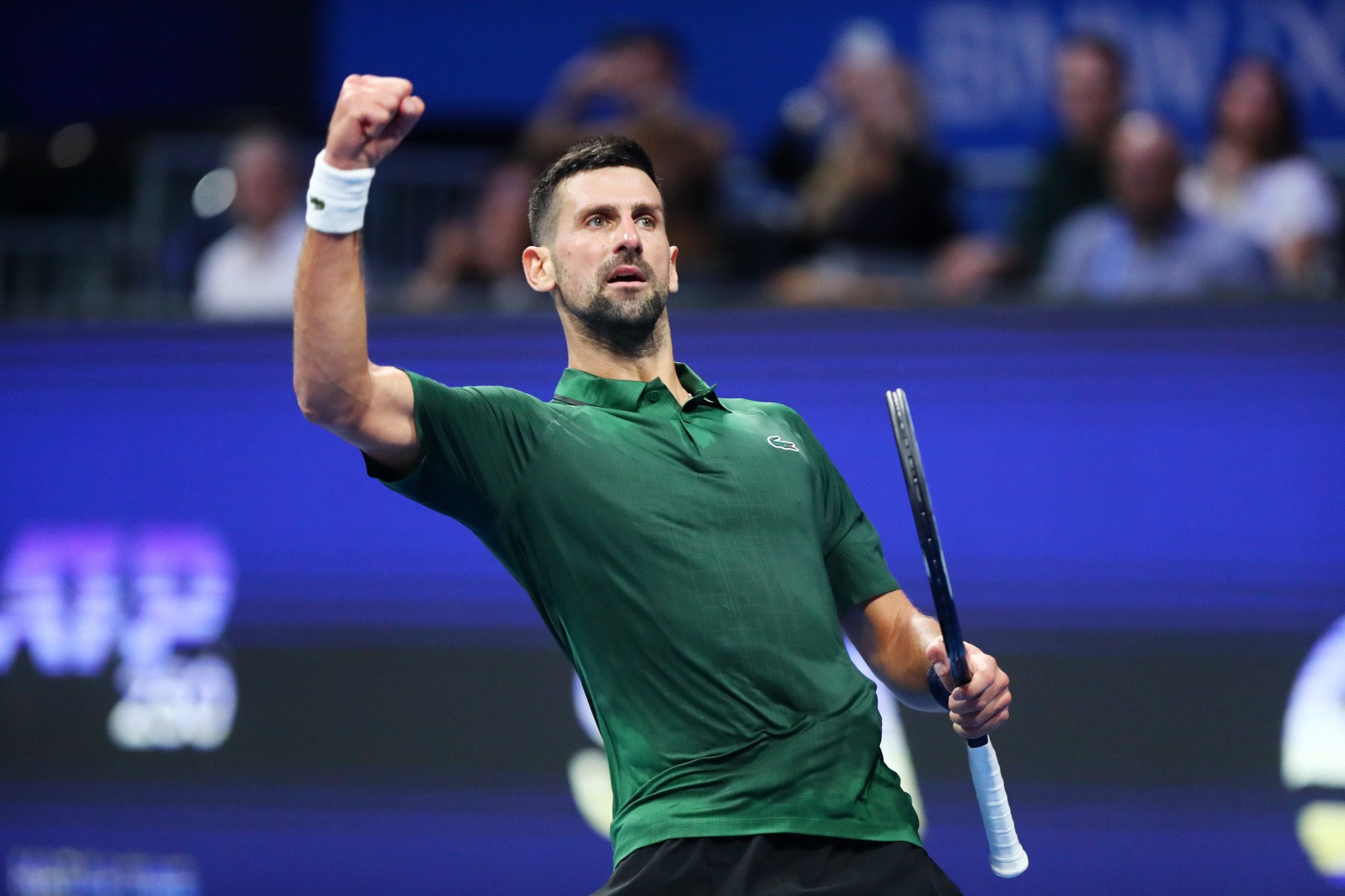 Εντυπωσιακός Τζόκοβιτς - Νίκησε εύκολα στην πρεμιέρα του στην Αθήνα