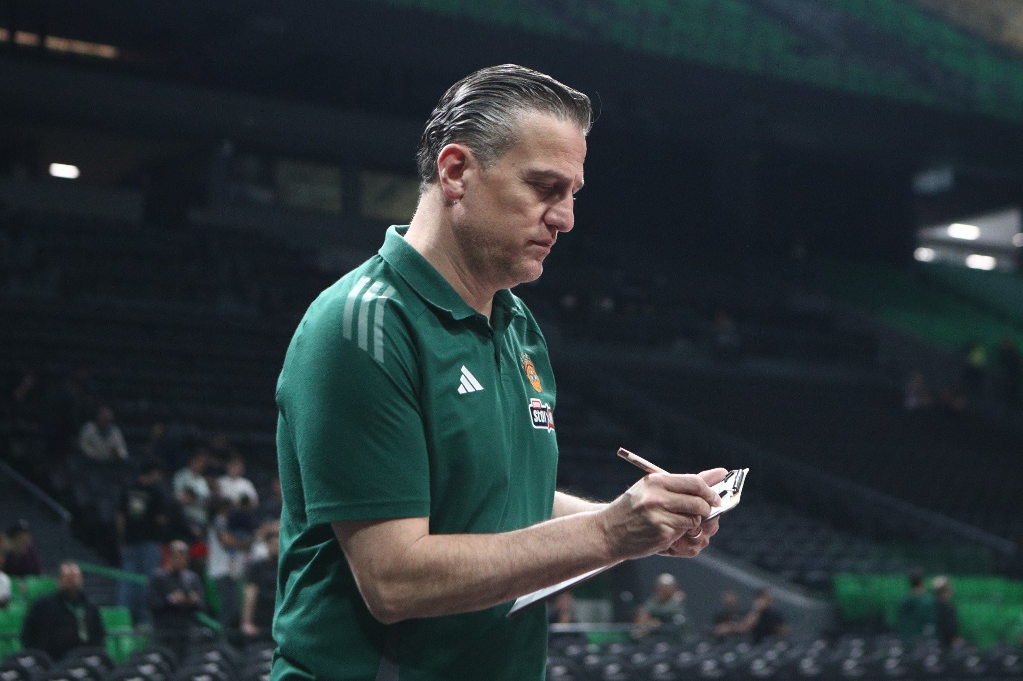 Βοηθός Αταμάν: «Τελευταία φορά που άκουσα οπαδούς του Ολυμπιακού εδώ, πήραμε την EuroLeague»