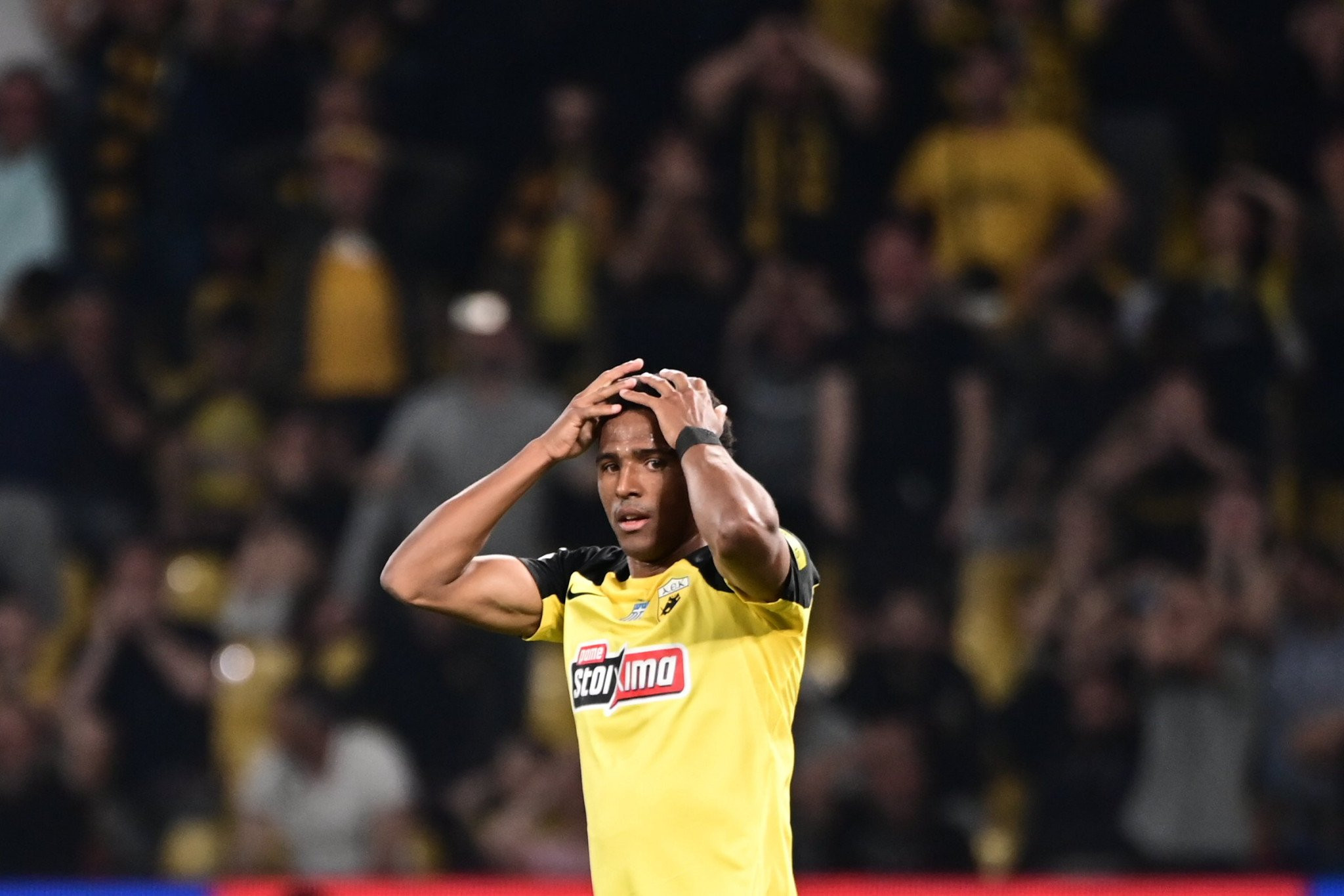 Εκανε την επέμβαση στο γόνατο ο Ελίασον - Το διάστημα απουσίας του