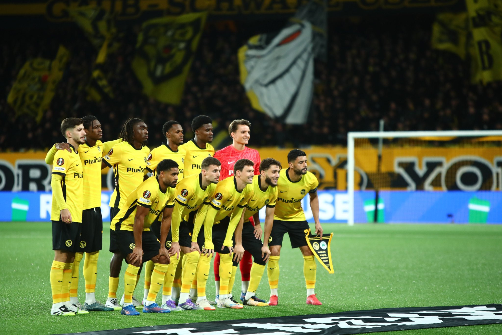 «Όρθια» η Γιουνγκ Μπόις των δέκα παικτών στο ντέρμπι με την Βασιλεία, πριν το ματς με τον ΠΑΟΚ