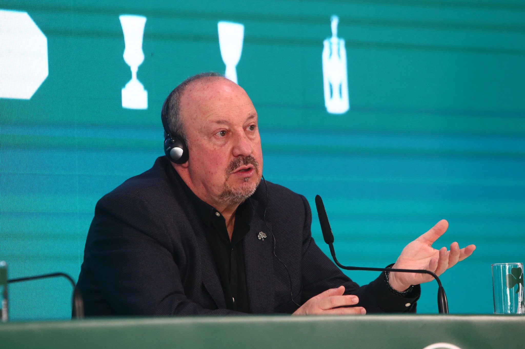 Μπενίτεθ: «Μπορώ να εγγυηθώ ότι θα κάνουμε το παν για να πάμε προς τους τίτλους»