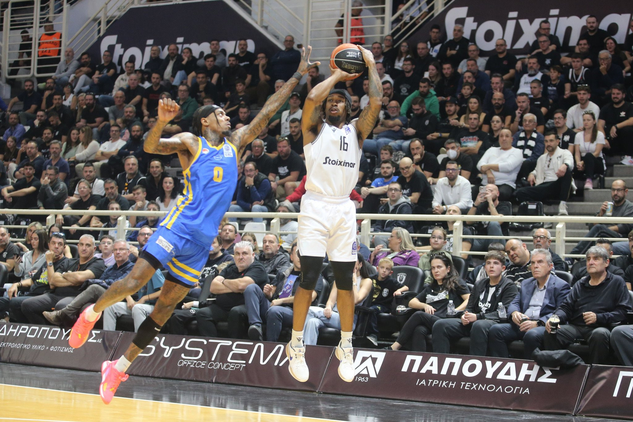 ΠΑΟΚ με... σπασμένα φρένα «προσγείωσε» το Περιστέρι