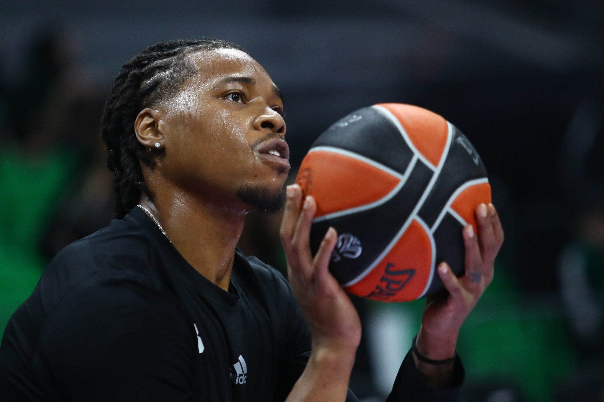 Εκτός ο Χολμς, δύσκολα ο Ρογκαβόπουλος για τον Παναθηναϊκό - Με τις γνωστές απουσίες ο Ολυμπιακός