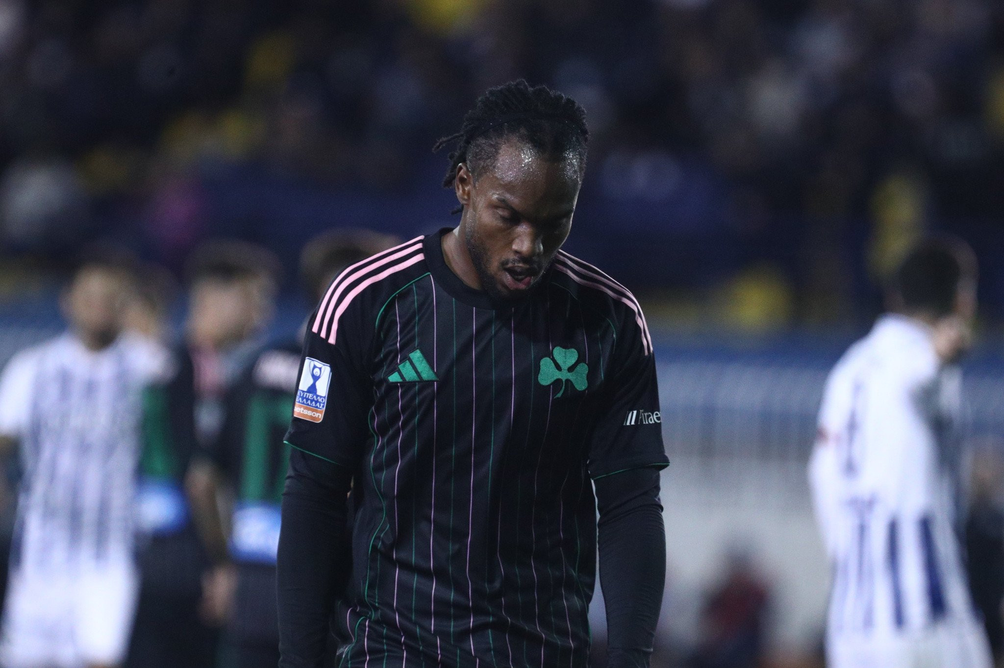 Μυϊκό πρόβλημα για τον Ρενάτο Σάντσες - Θα κάνει μαγνητική για να φανεί το πρόβλημα