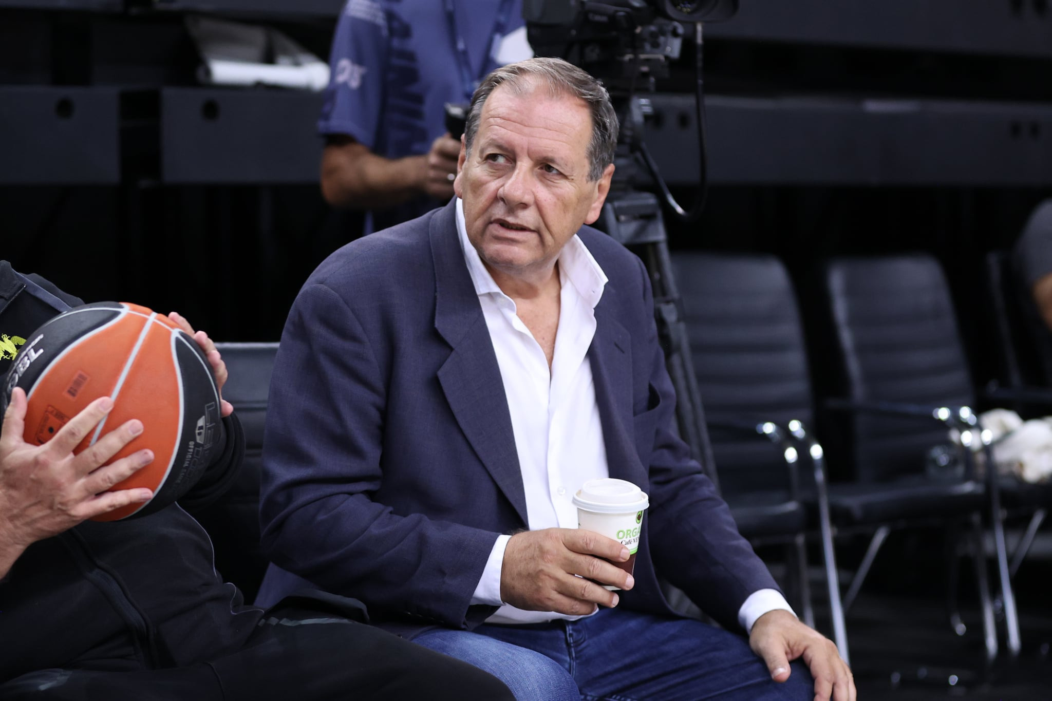 Στη Σλοβακία για το παιχνίδι της ΑΕΚ κόντρα στη Λεβίτσε ο Μάκης Αγγελόπουλος