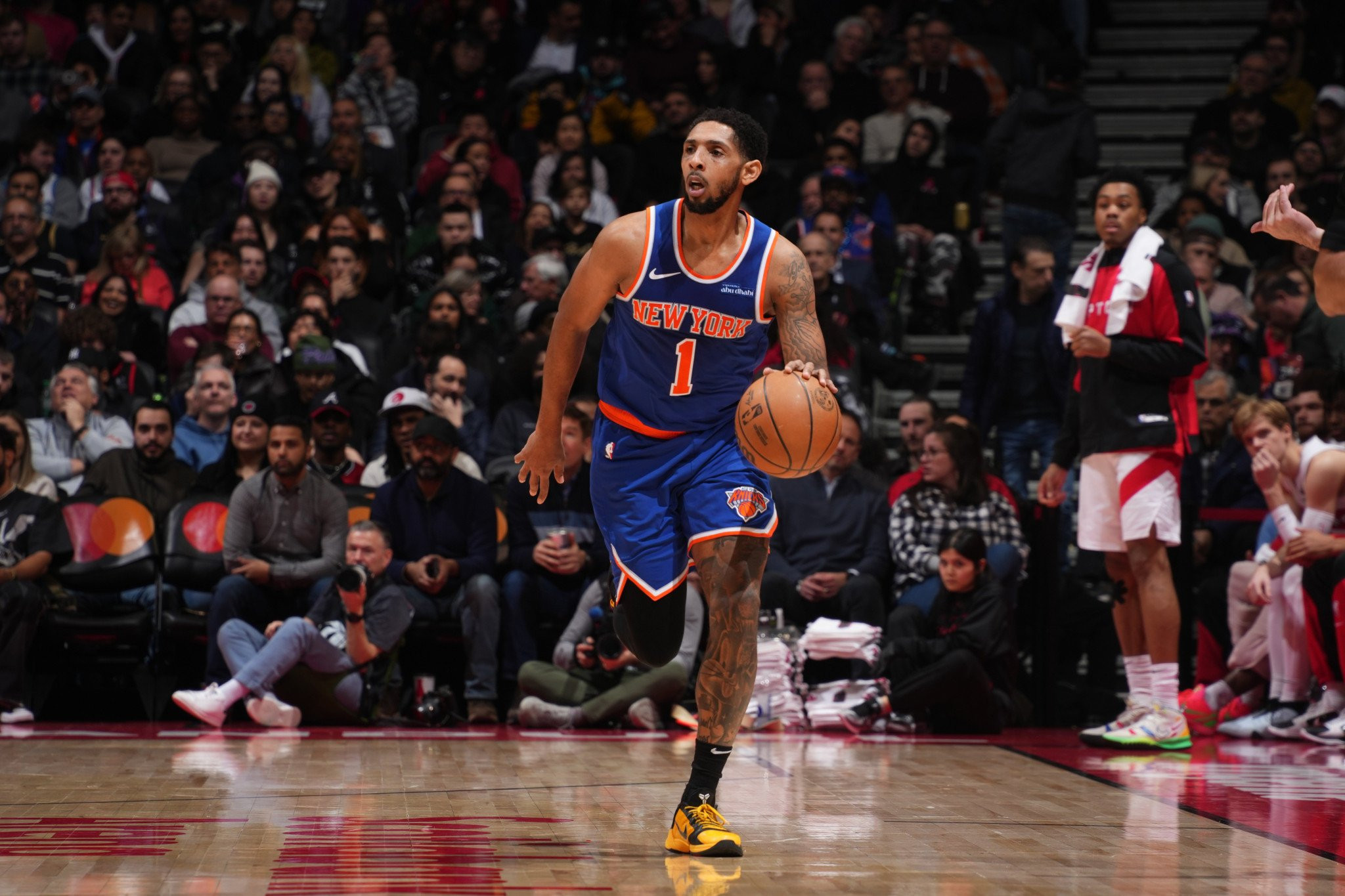 Πάει για... βόμβα με Κάμερον Πέιν η Παρτίζαν