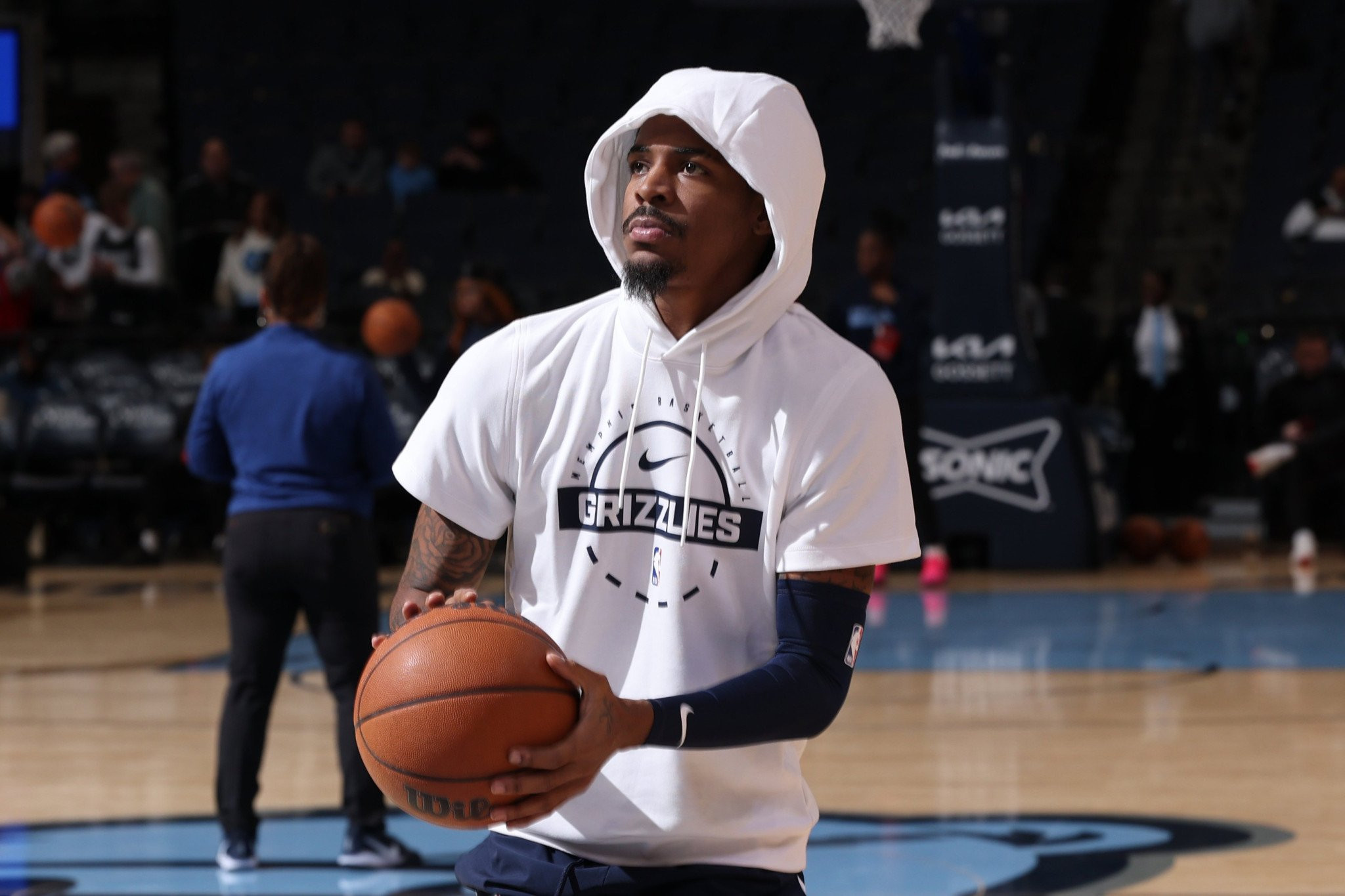 Παραμένει το χάσμα ανάμεσα στον Μοράντ και τον Ίσαλο