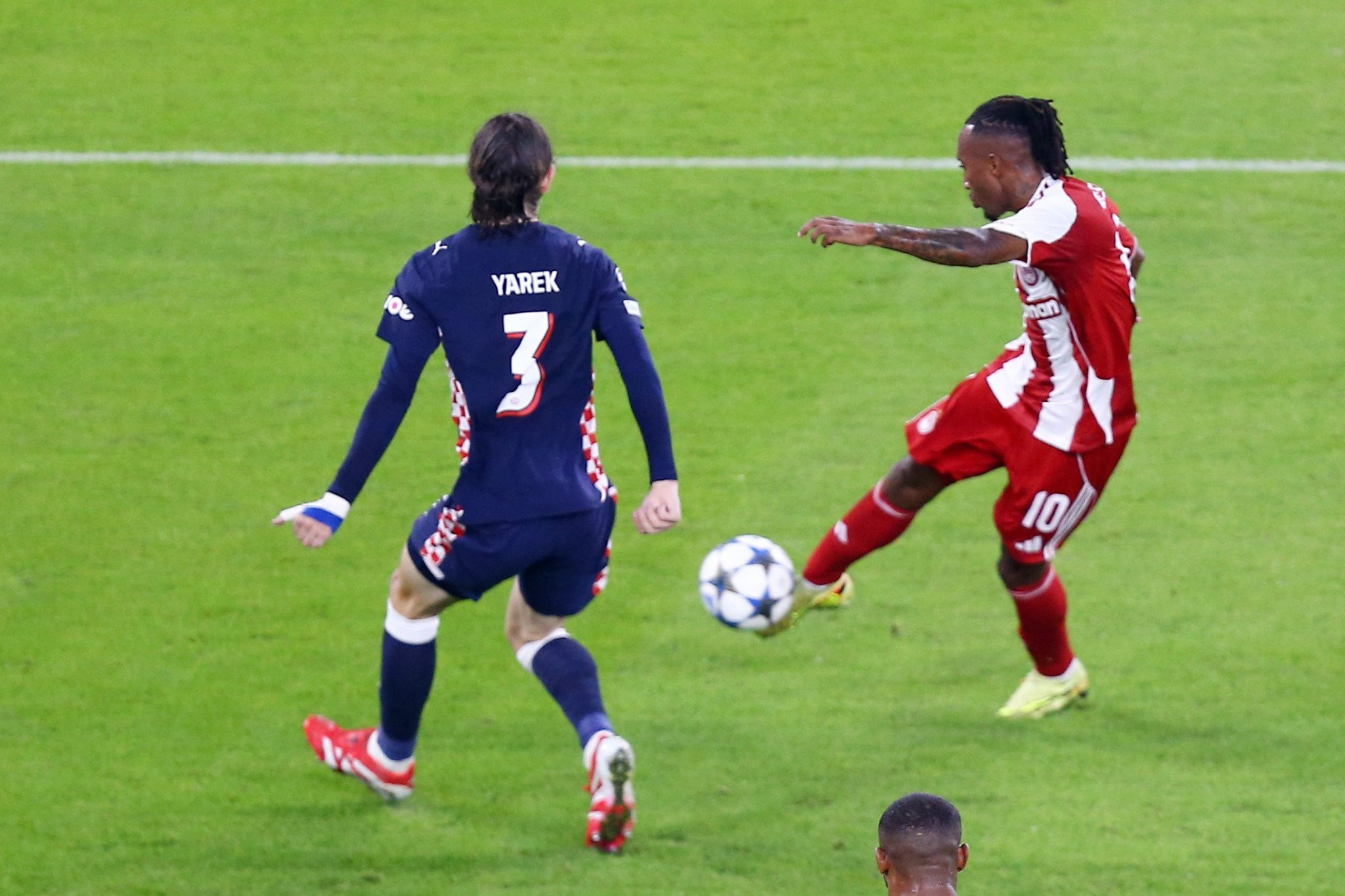 Με βολίδα του Μαρτίνς το 1-0 του Ολυμπιακού (video)