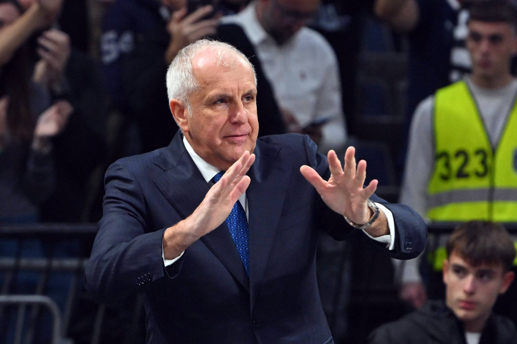 Ομπράντοβιτς για Ολυμπιακό: «Παίζουμε κόντρα σε μία ομάδα που έχει φτιαχτεί για ψηλά»