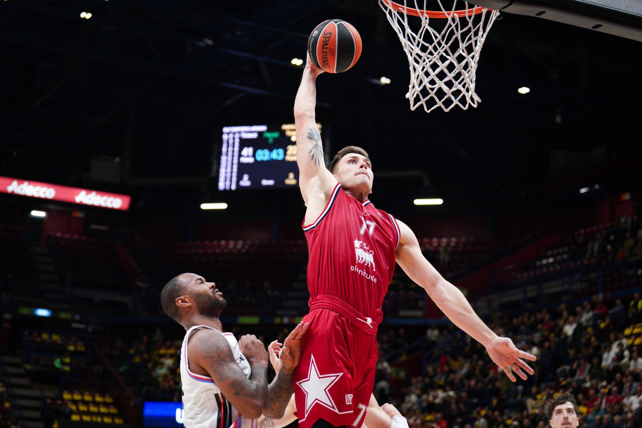 Η Παρί τα «έσπασε» και τo Mιλάνο πήρε την εύκολη νίκη