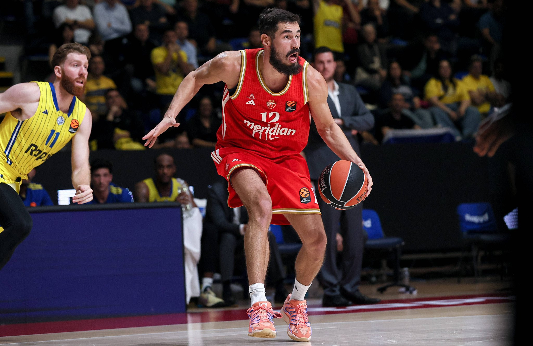 Κάλινιτς: «Να εκμεταλλευθούμε τις απουσίες του Παναθηναϊκού και να χτυπήσουμε στη ρακέτα»