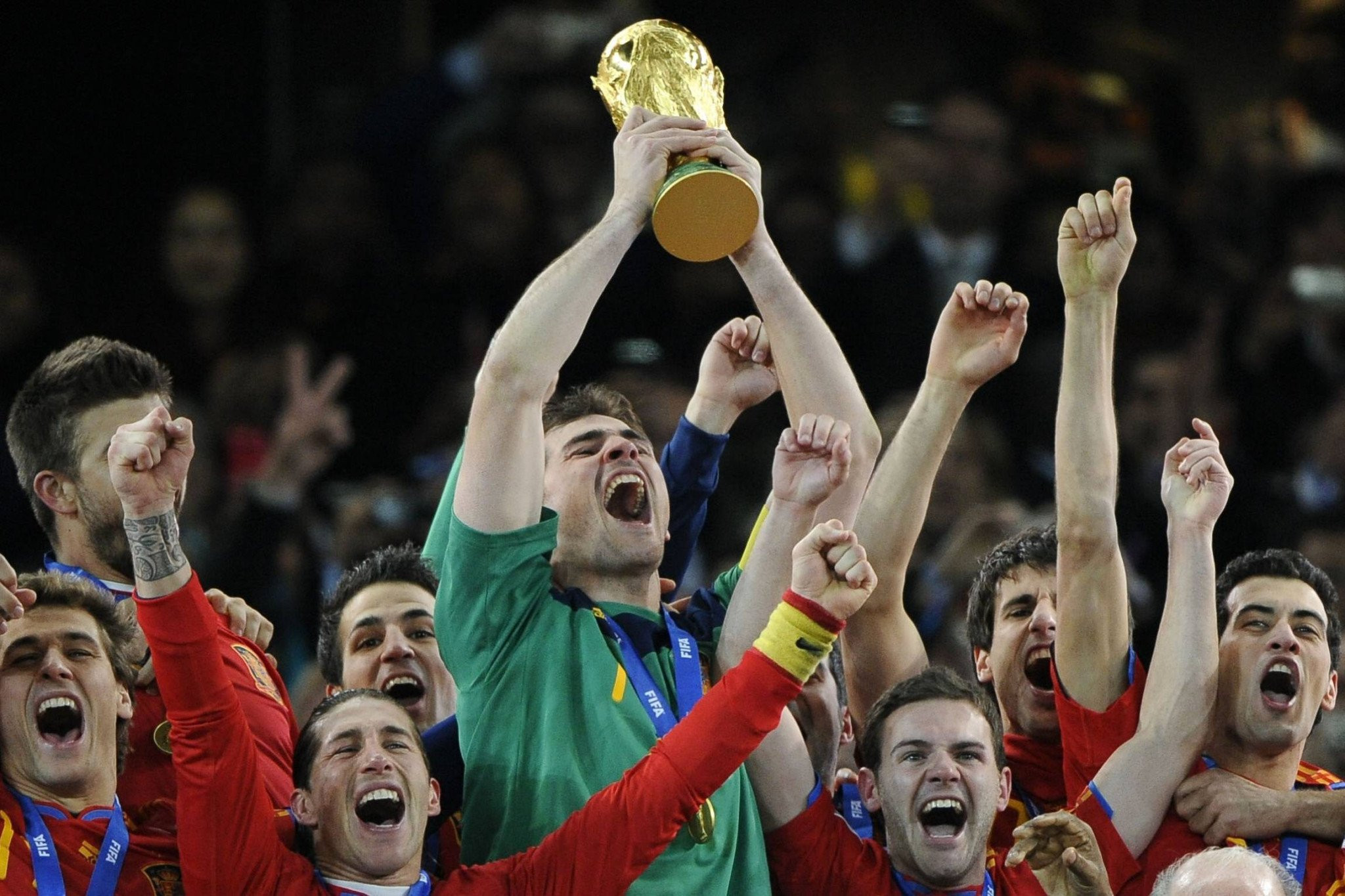 Θρύλος του ποδοσφαίρου έπεσε θύμα ληστείας από την οικιακή του βοηθό - Η αξία των κλοπιμαίων