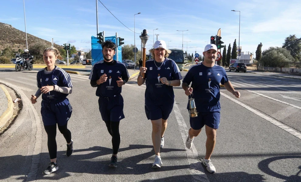 Κυκλοφοριακές ρυθμίσεις το Σάββατο για τη λαμπαδηδρομία του 42ου Μαραθωνίου - Ποιοι δρόμοι κλείνουν