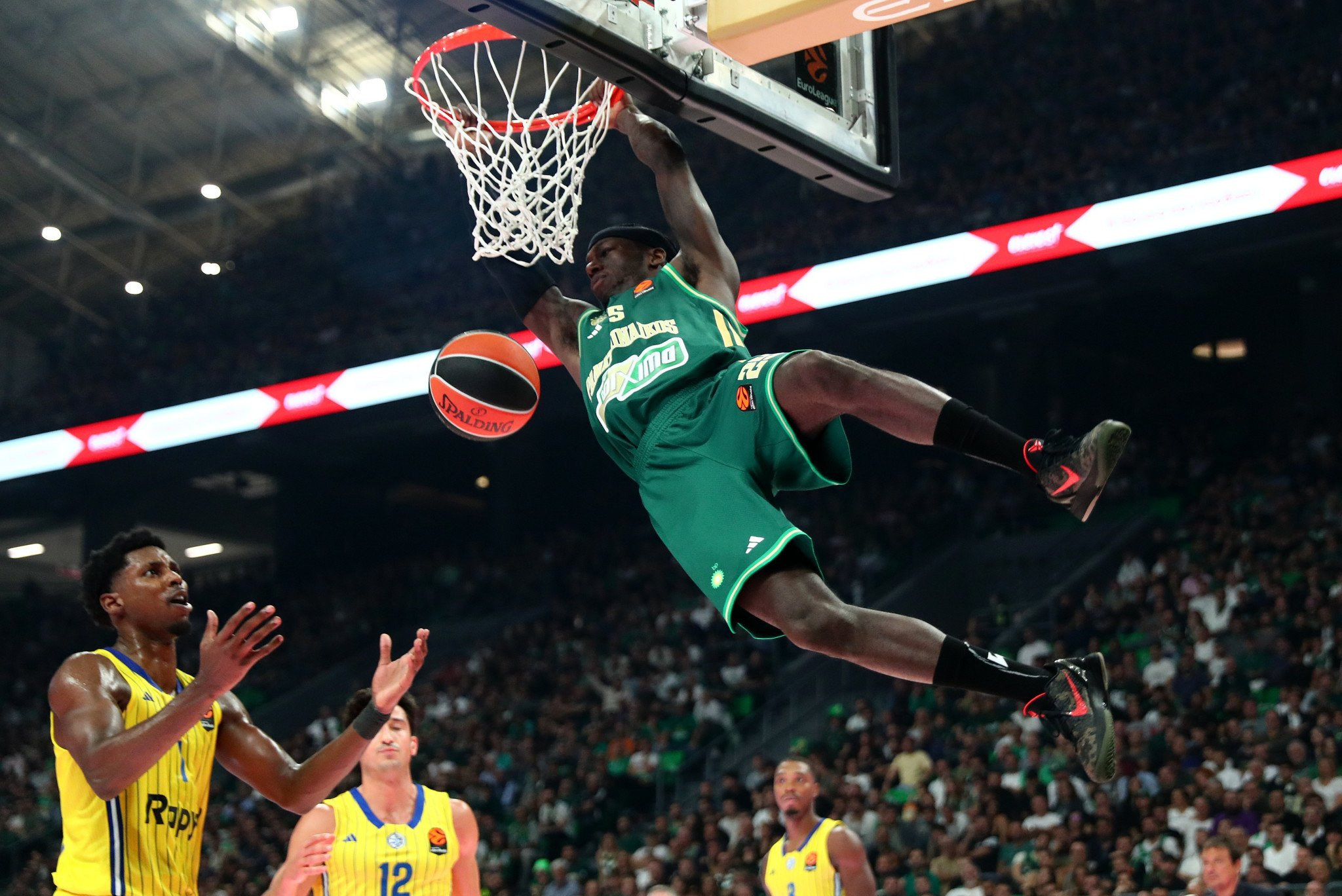 Με «καυτό» Ναν και «δυναμίτη» Σορτς ο Παναθηναϊκός νίκησε την Μακάμπι