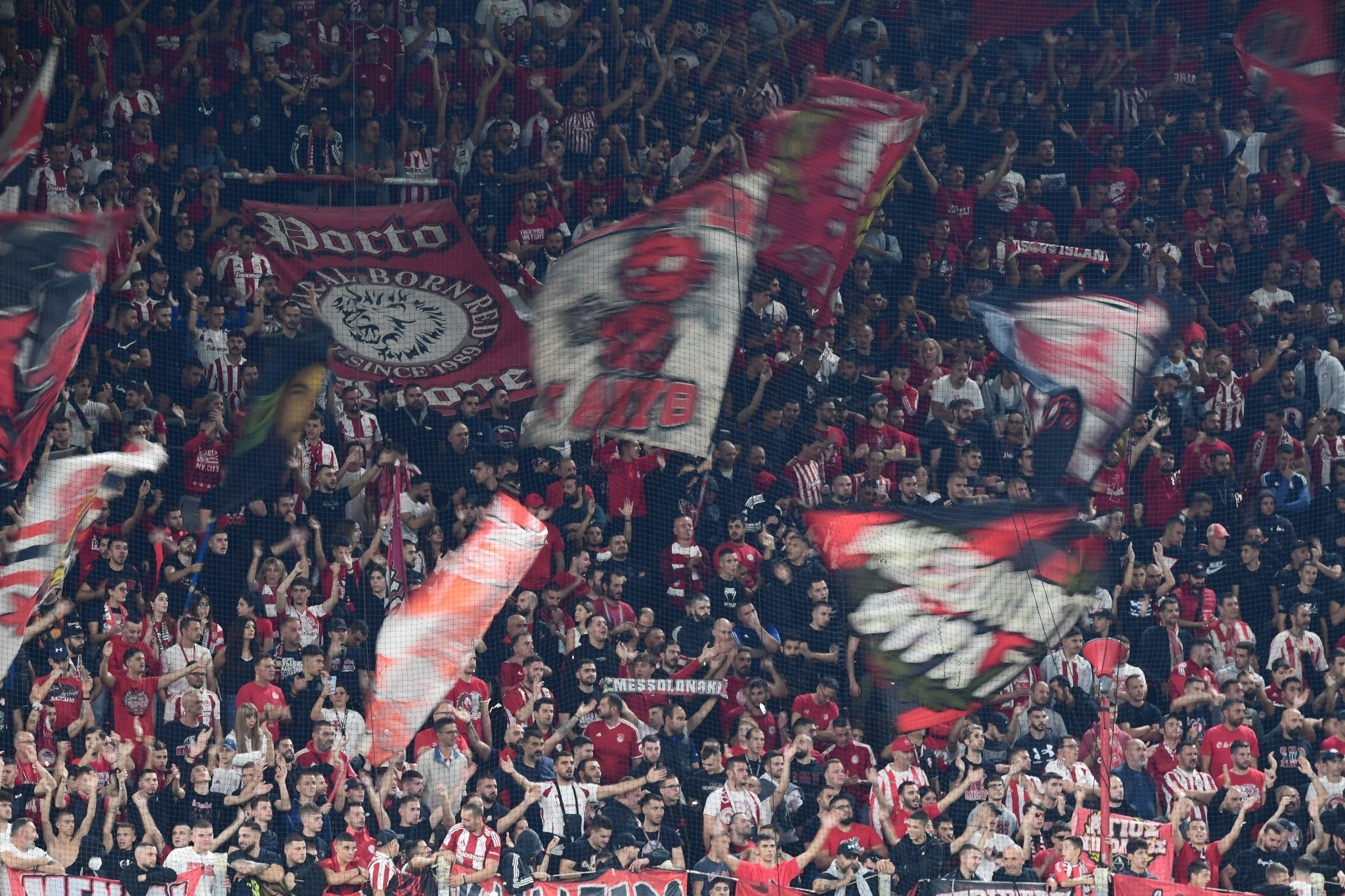 Τα εισιτήρια του Ολυμπιακού για τη σπουδαία αναμέτρηση με την Αϊντχόφεν