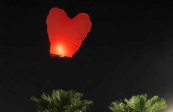 Ο λόγος για τον οποίο οι φίλοι του Ολυμπιακού πέταξαν φανούς έξω από το «Γ. Καραϊσκάκης»