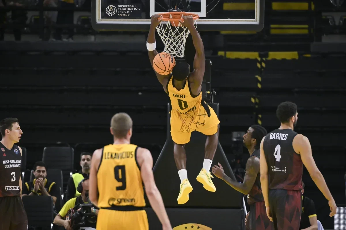 Στην πρώτη θέση της κούρσας για τον MVP της σεζόν στο BCL ο Γκρέι: «Είναι ηγέτης»