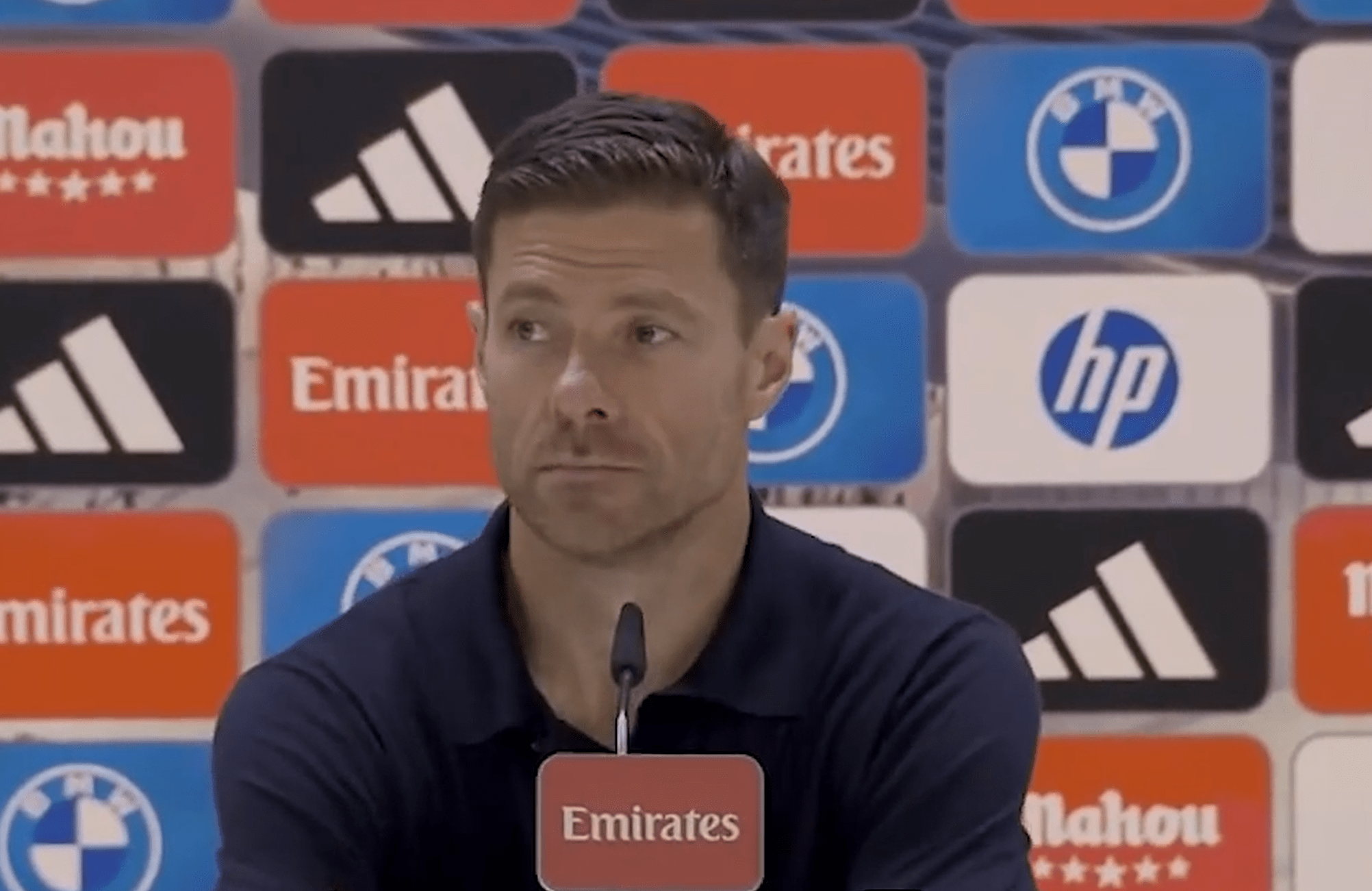 Ο λόγος που ο Τσάμπι Αλόνσο δεν εμπιστεύεται τους «κατασκόπους» στο «Άνφιλντ»