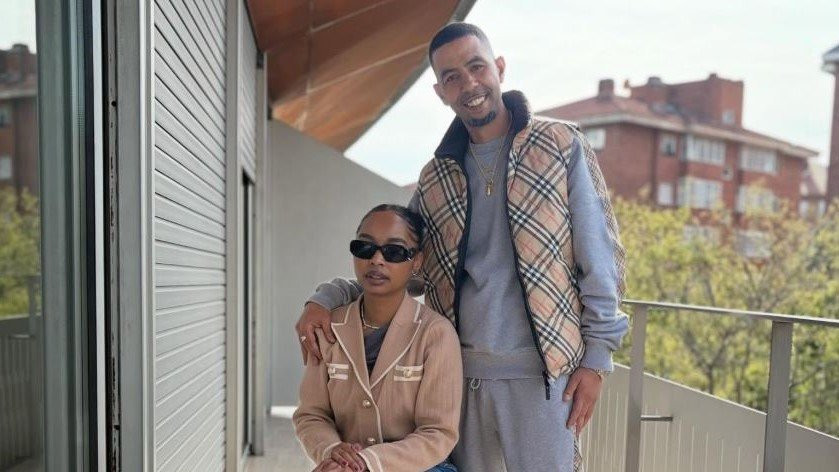 Ο πατέρας του Λαμίν Γιαμάλ αρραβωνιάζεται την 23χρονη σύντροφό του