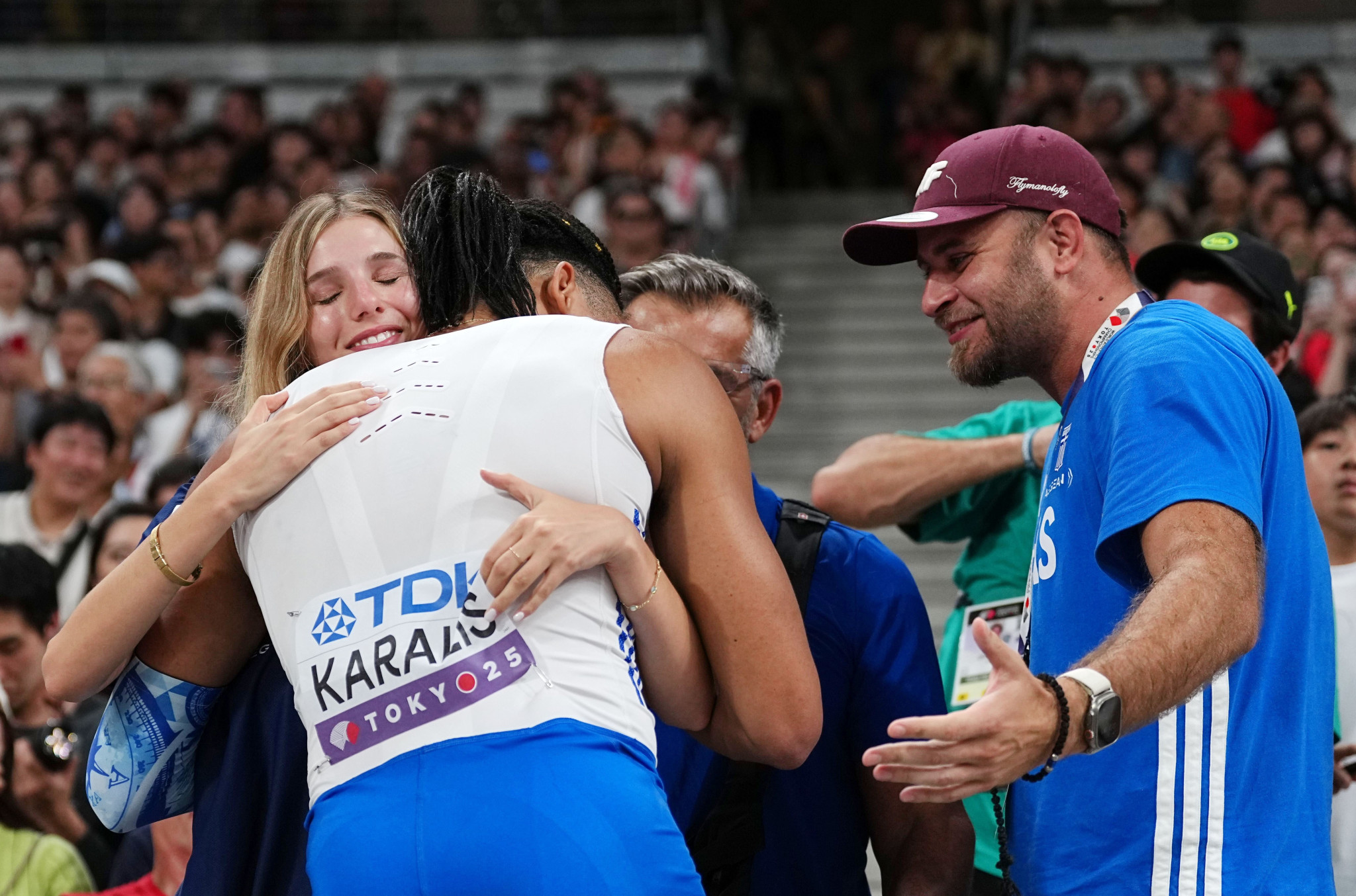 Καραλής: «Η Αναστασία κρατάει το "καράβι" της σχέσης μας» (video)