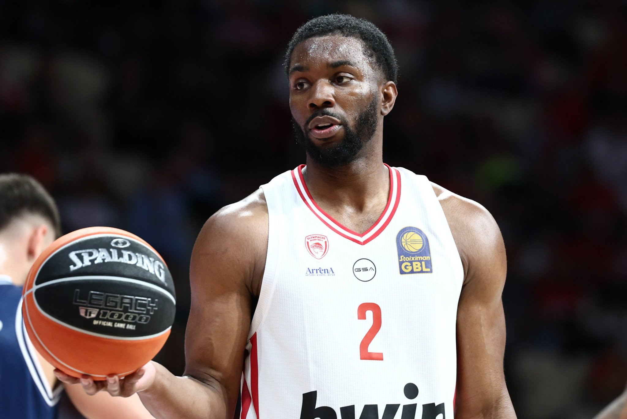 Ο Ολυμπιακός έστησε «πάρτι» επιστροφής στον Έβανς κόντρα στην Καρδίτσα