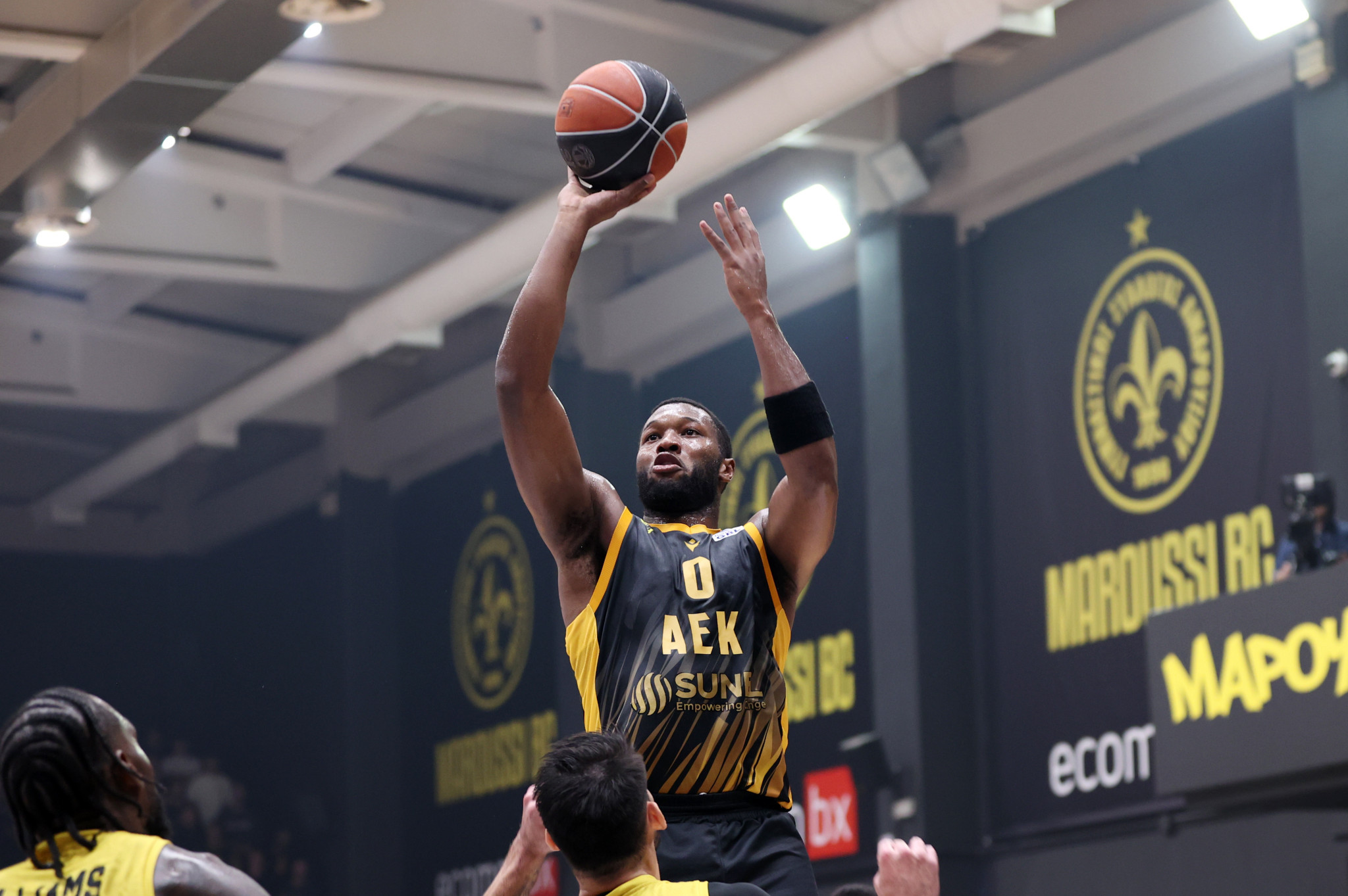 Ο ΡαϊΚουάν Γκρέι στο Athletiko: «Μετά τη διακοπή ο κόσμος να περιμένει καλύτερη ΑΕΚ»