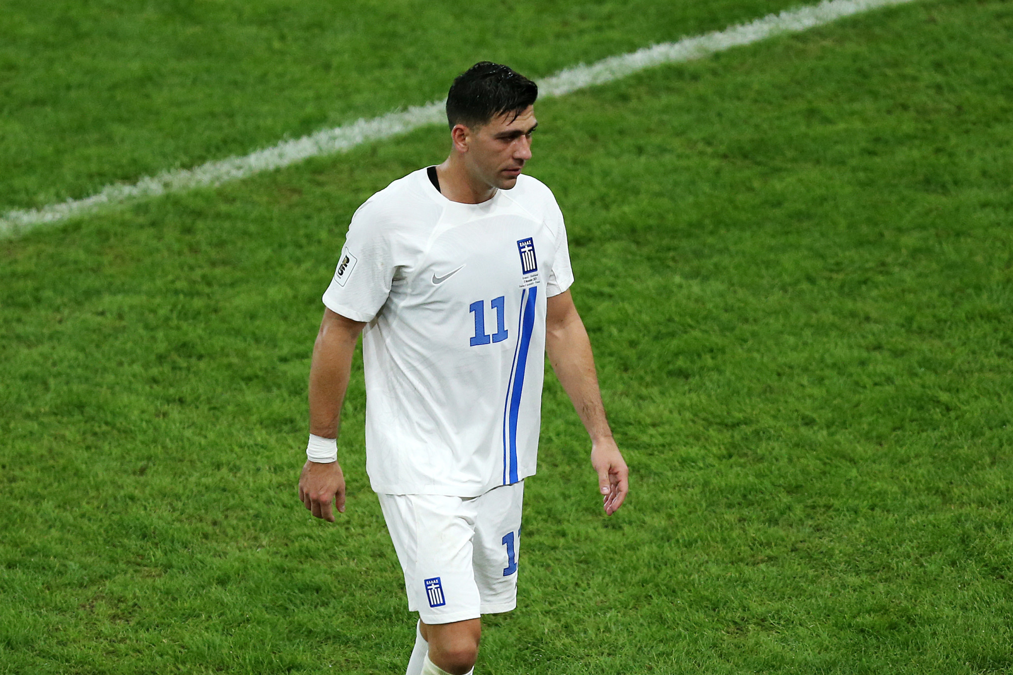 Αποβλήθηκε ο Μπακασέτας με δυο κίτρινες κάρτες σε 18 λεπτά (video)