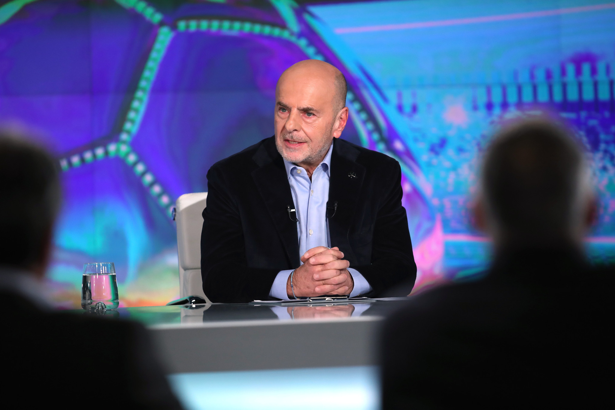 Live Stream η συνέντευξη του Γιάννη Αλαφούζου