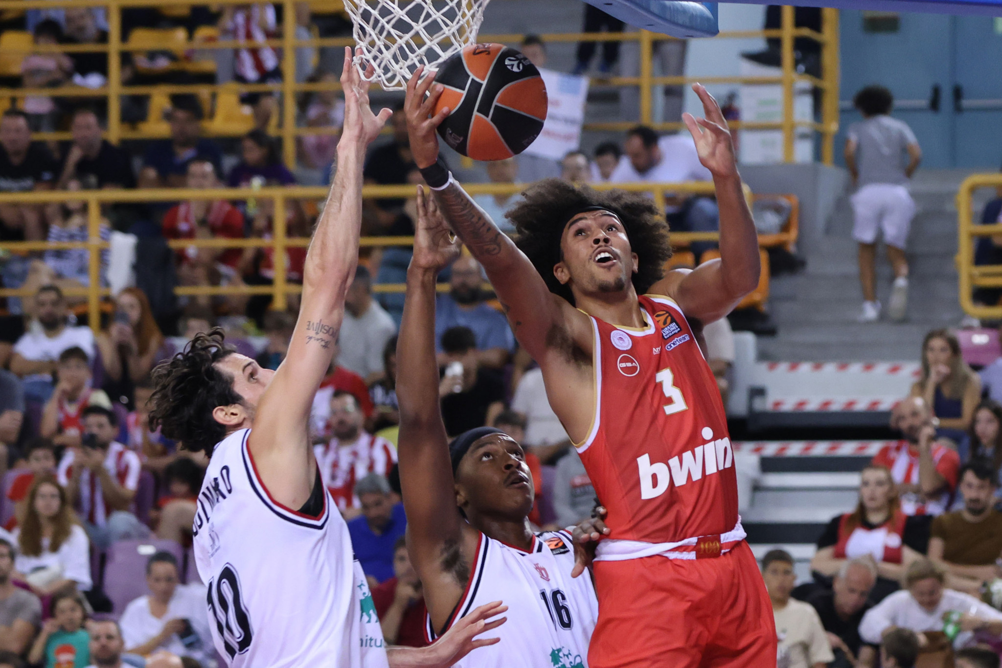 Μιλάνο - Ολυμπιακός: Η ώρα και το κανάλι μετάδοσης της αναμέτρησης